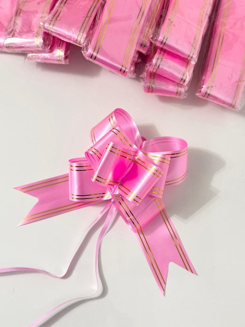 New Lot of 190 Large Pink Gold Bows for Gift Wrapping